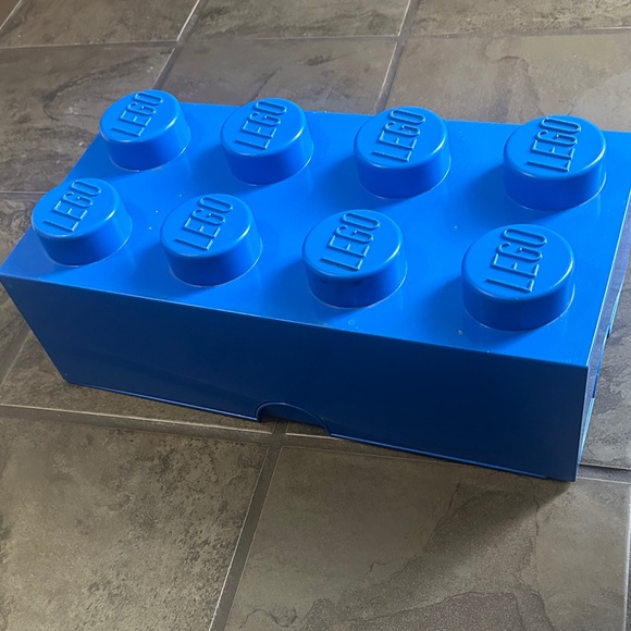 LEGO Bright Blue Storage Box - Picture 1 of 1